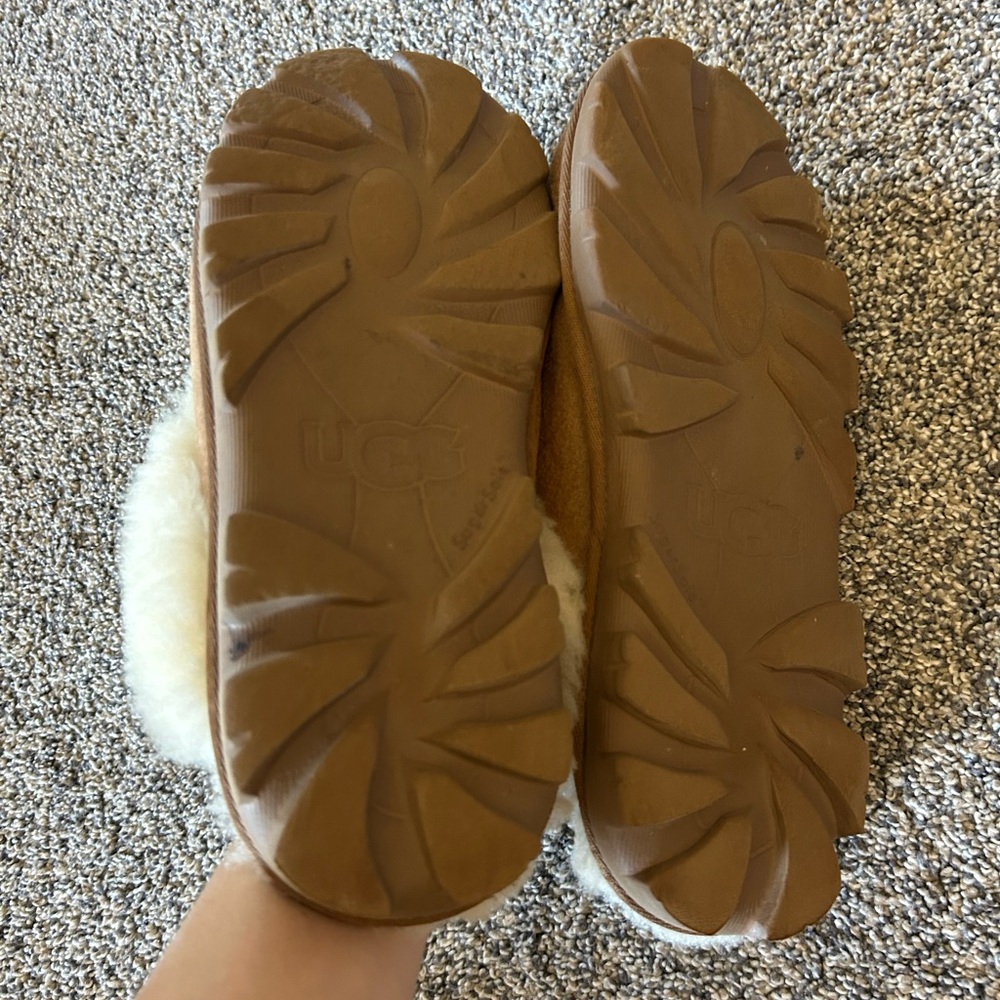 UGG Women’s Brown and Cream Slippers - Picture 5 of 5